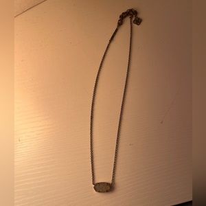 Rose gold Kendra Scott necklace